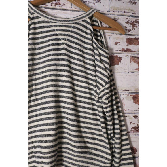 BCBGMAXAZRIA Eznei Pure Cotton Cold Shoulder Cutout Knit Gray Striped Blouse - Picture 4 of 9